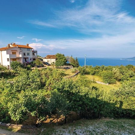 Lovely Apartment In Brsec With House Sea View Eksteriør bilde
